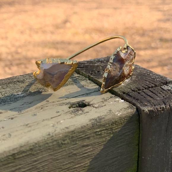 Double Arrow Head Bangle Cuff Bracelet - Picture 2 of 13